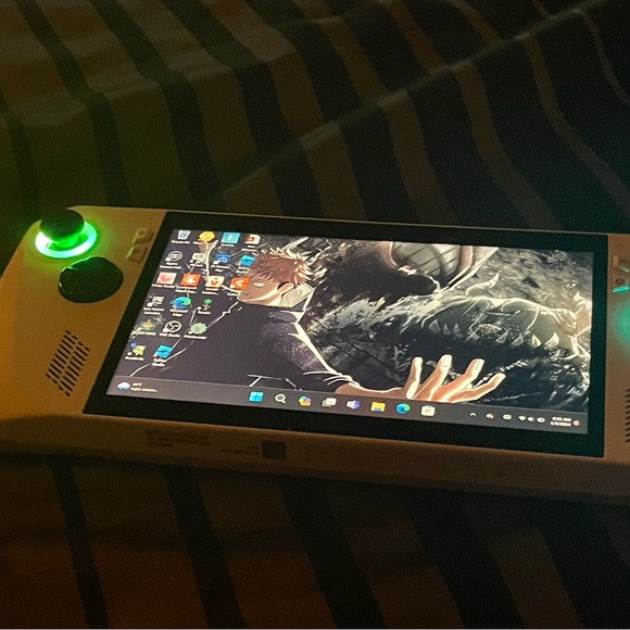 Asus Rog Ally - Picture 7 of 12